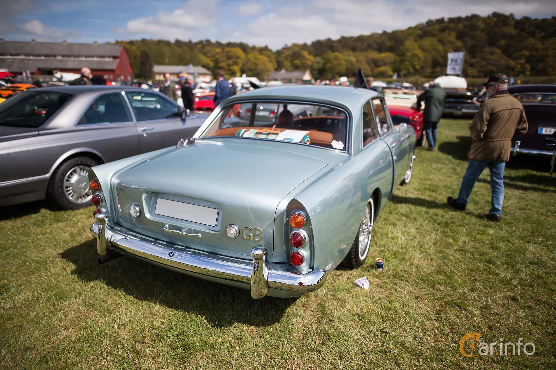 https://s.car.info/image_files/1920/bentley-s3-back-side-tjoloholm-classic-motor-2015-1-103096.jpg