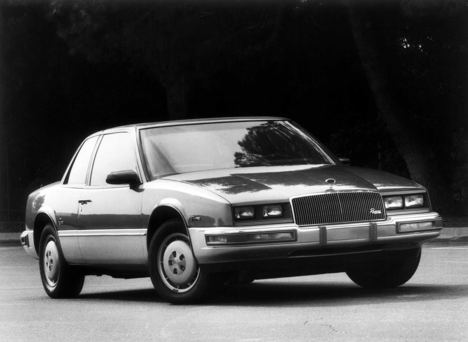Buick Riviera 7th Generation
