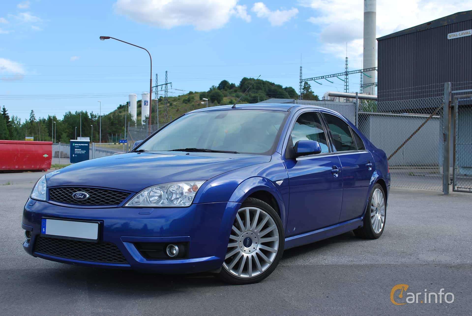 Ford Mondeo ST220 Hatchback Manual, 226hp, 2005