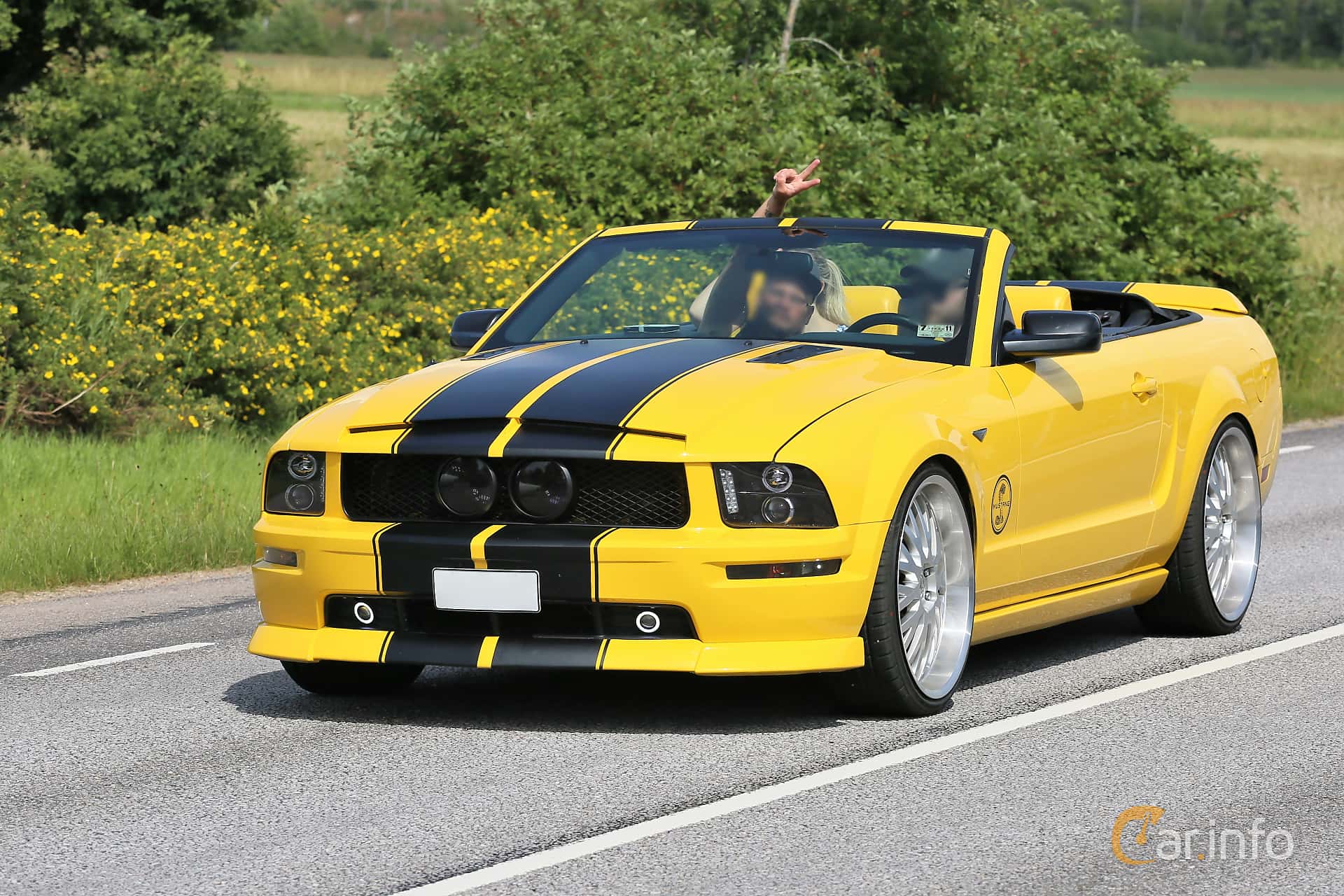 1 Images Of Ford Mustang Gt Convertible Automatic 304hp 2006 By Espee