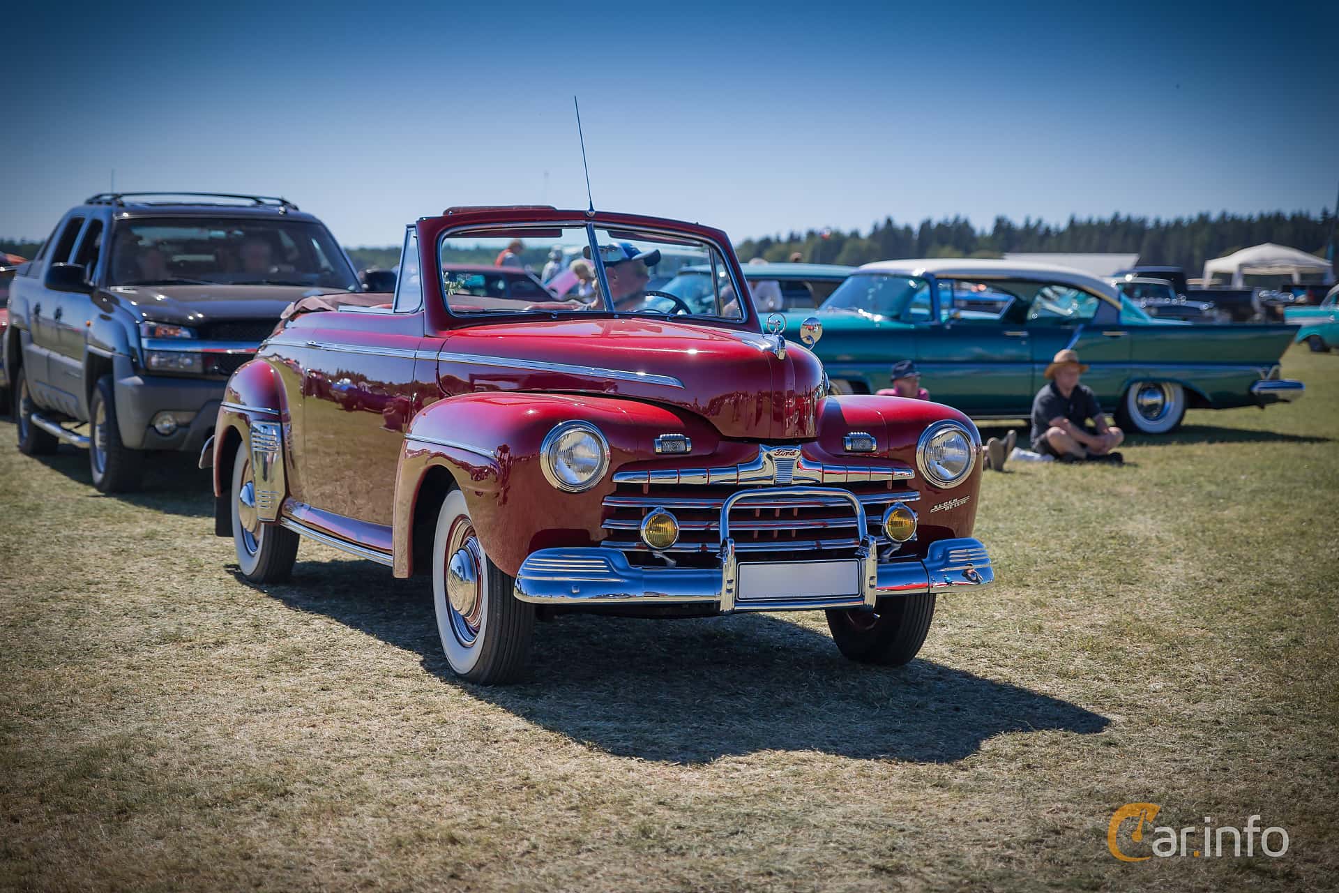 Ford Super Deluxe