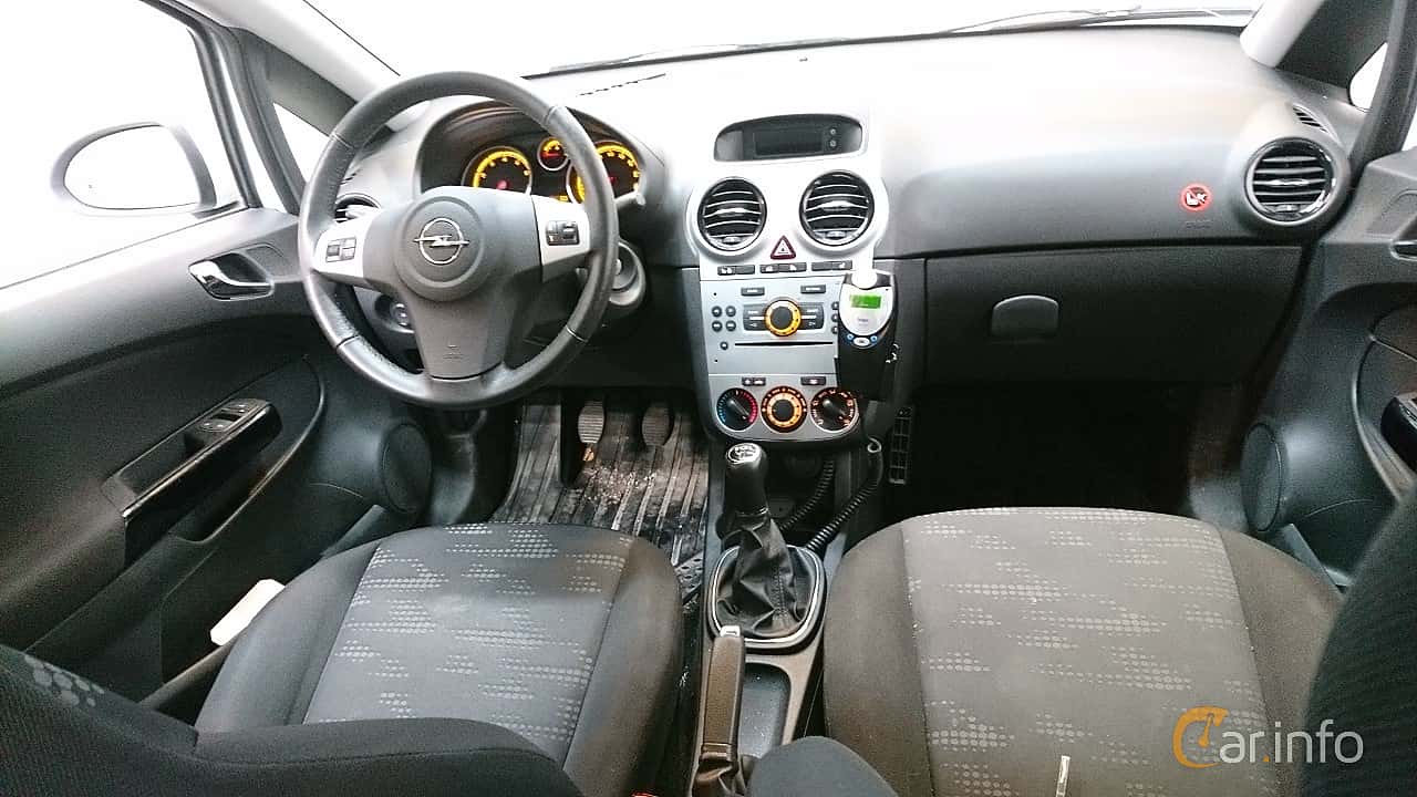 Opel Corsa 2011 Interior