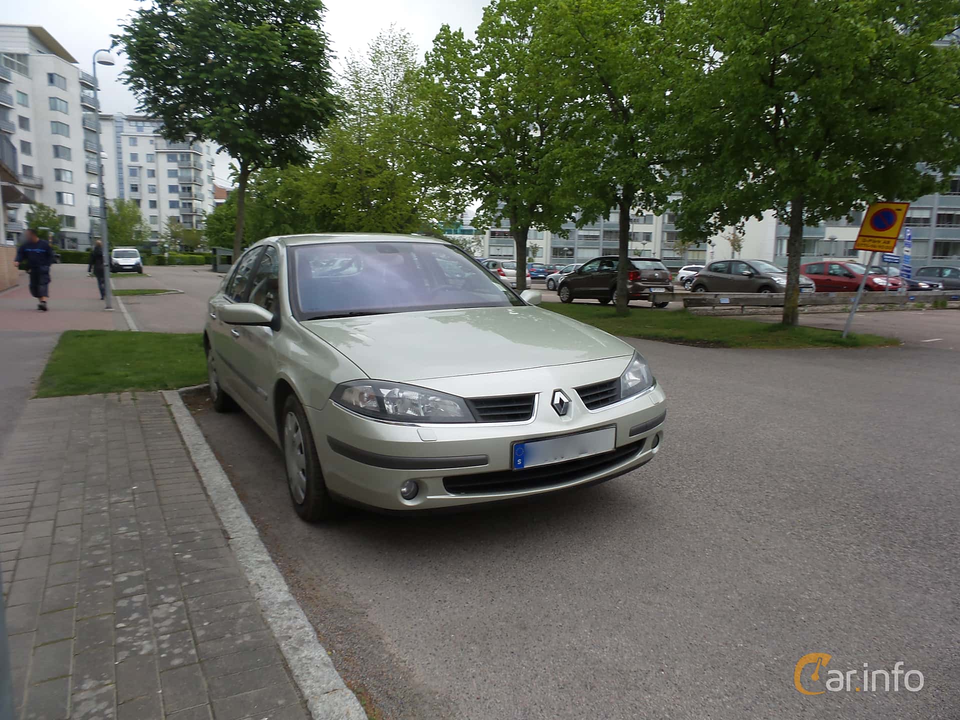 Pièce Auto RENAULT LAGUNA II BG0/1 - Réf. 8200260781 - D'occasion En Bon état