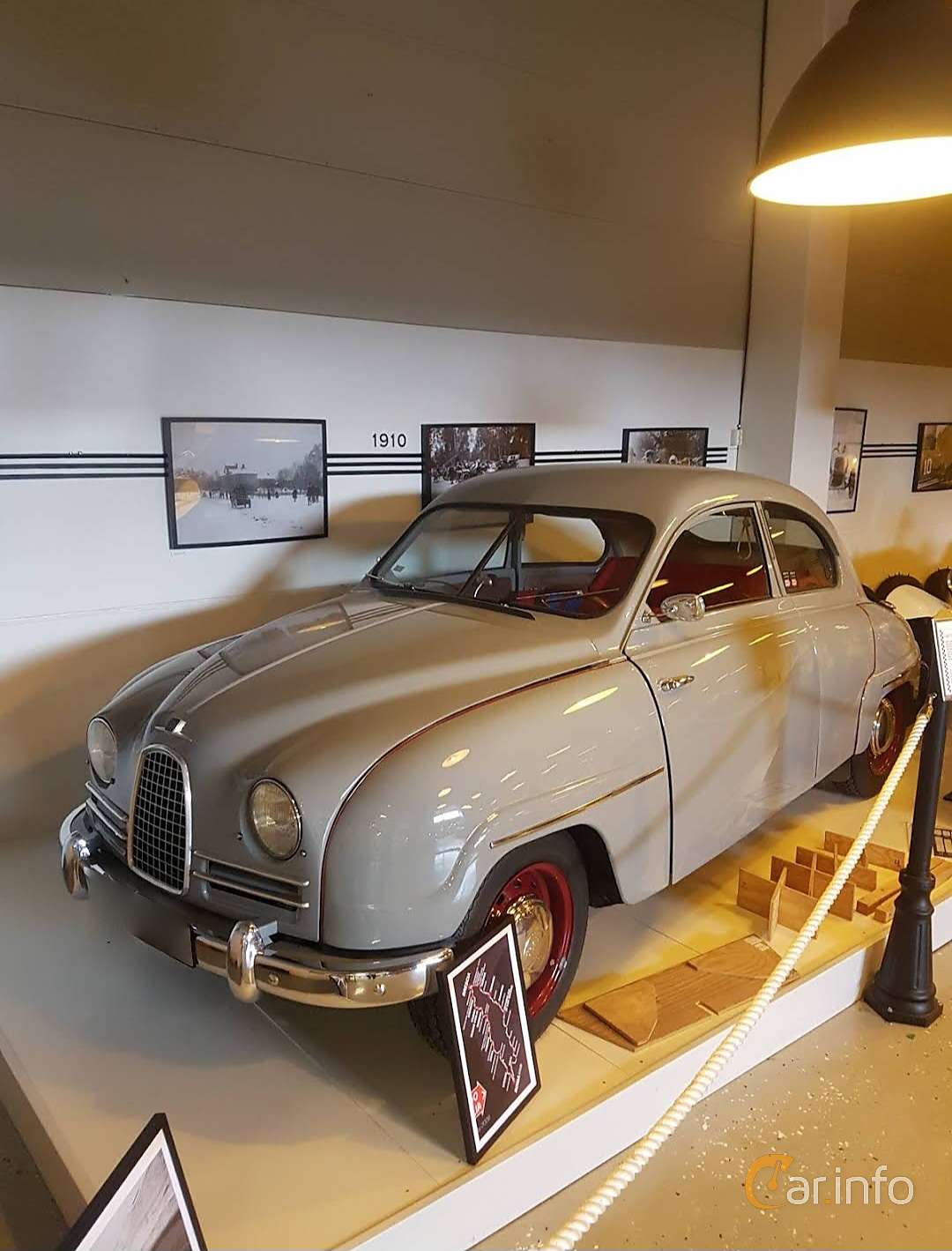 Modèle Réduit Saab 93 1956 Beige - Échelle 1/43 - Métal Et Résine - Tout Monté - Neuf