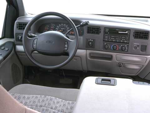 Interior of Ford F-350 SuperCab 7.3 V8 Power Stroke 4x4 Automatic, 238hp, 1999 