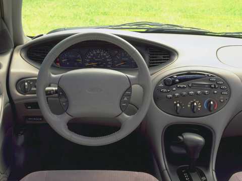 Interior of Ford Taurus 3.0 V6 Automatic, 203hp, 1996 
