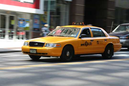 Ford Crown Victoria 2nd Generation (EN114)