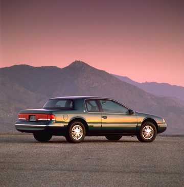 Back/Side of Mercury Cougar XR7 4.6 V8 2V SOHC Automatic, 208hp, 1997 