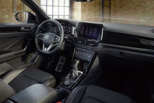 Interior of Volkswagen T-Roc 2.0 TSI 4Motion DSG Sequential, 190hp, 2022 