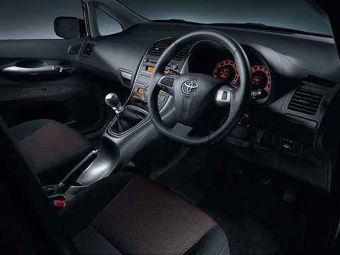Interior of Toyota Auris RS 1.8 Valvematic Manual, 147hp, 2010 
