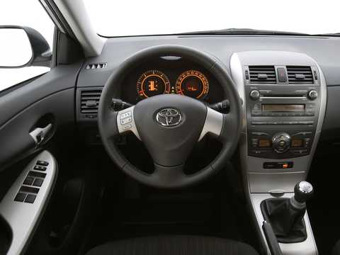 Interior of Toyota Corolla 1.6 Dual VVT-i Manual, 124hp, 2008 