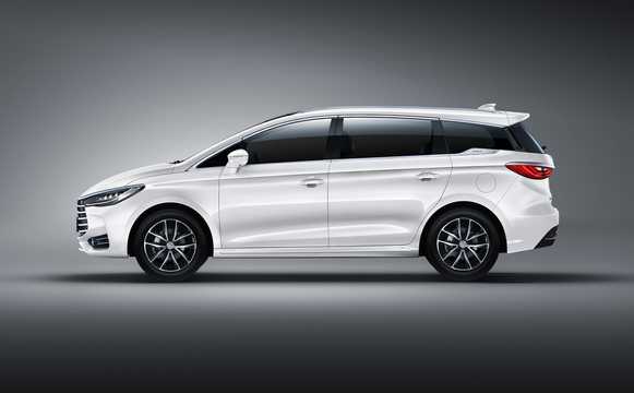Side  of BYD Song Max 1.5 Ti DCT, 160hp, 2020 