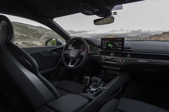 Interiör av Audi RS 4 Avant 2.9 V6 TFSI quattro TipTronic, 450hk, 2023 