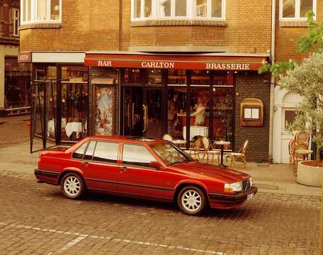 Fram/Sida av Volvo 940 Turbo 2.3 Automatisk, 165hk, 1994 