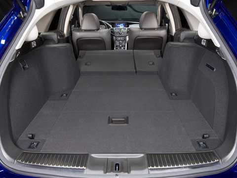 Back of Acura TSX Sport Wagon 2.4 i-VTEC Automatic, 204hp, 2011 