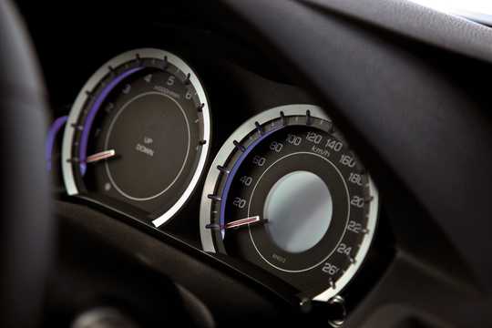 Interior of Honda Accord Tourer 2.4 i-VTEC Manual, 201hp, 2009 