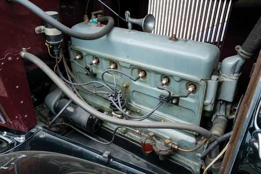 Engine compartment  of Chevrolet Independence 5-passenger Coupé 3.2 Manual, 51hp, 1931 