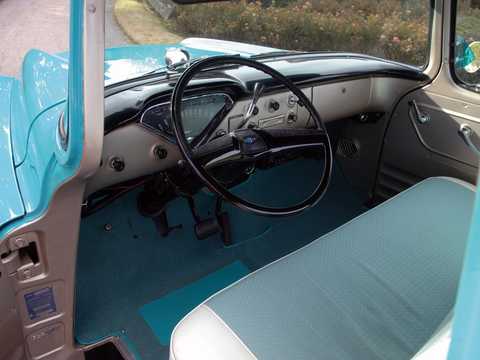 Interiör av Chevrolet Apache 31/32 3.9 Hydra-Matic, 137hk, 1959 