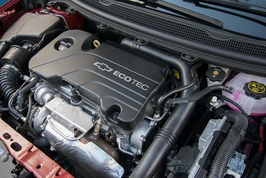 Engine compartment  of Chevrolet Cruze Hatchback 1.4 T E85 Hydra-Matic, 153hp, 2017 