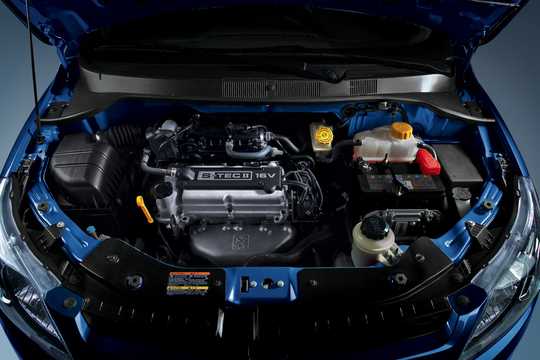 Engine compartment  of Chevrolet Sail Sedan 1.2 Manual, 87hp, 2010 