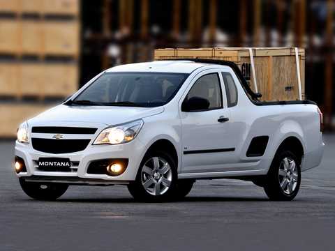 Front/Side  of Chevrolet Montana 1.4 E85 Manual, 102hp, 2011 