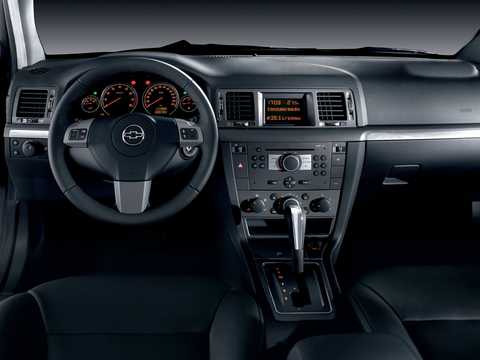 Interior of Chevrolet Vectra 2.8 V6 Turbo Automatic, 253hp, 2006 