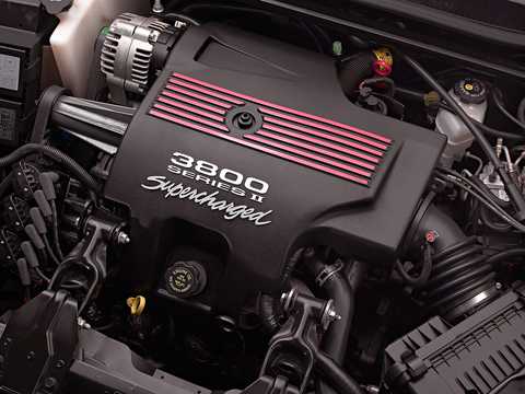 Engine compartment  of Chevrolet Impala SS Hydra-Matic, 243hp, 2004 