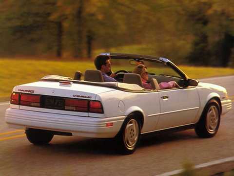 Back/Side of Chevrolet Cavalier RS Convertible 3.1 V6 MFI 141hp, 1991 