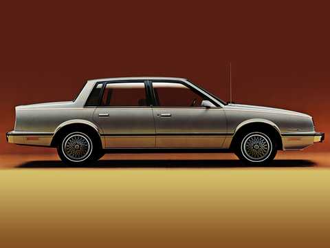 Sida av Chevrolet Celebrity 1982 