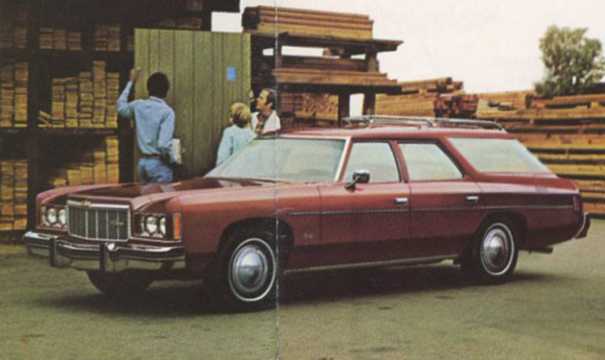Fram/Sida av Chevrolet Bel Air Wagon 1975 