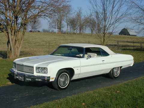 Front/Side  of Chevrolet Caprice Classic Convertible 1975 