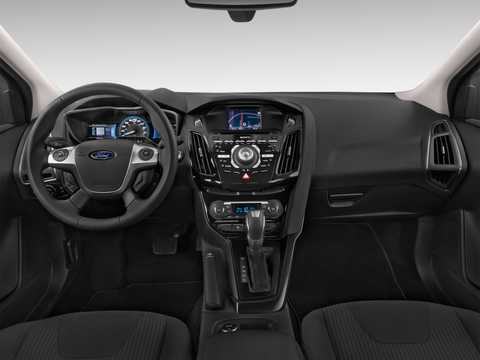 Interior of Ford Focus Electric, 145hp, 2013 