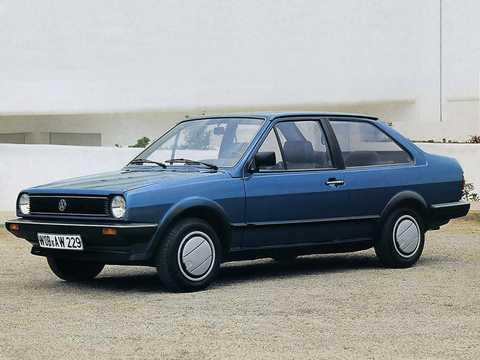 Front/Side  of Volkswagen Polo Classic 1.3 Manual, 55hp, 1985 
