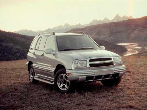 Fram/Sida av Chevrolet Tracker 1999 