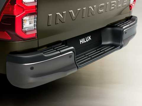 Close-up of Toyota Hilux Double Cab 2.8 4WD Automatic, 204hp, 2021 