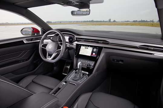 Interior of Volkswagen Arteon 2.0 TSI 4Motion DSG Sequential, 280hp, 2021 
