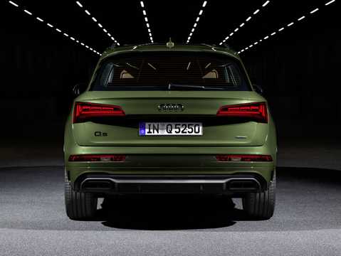 Bak av Audi Q5 2021 