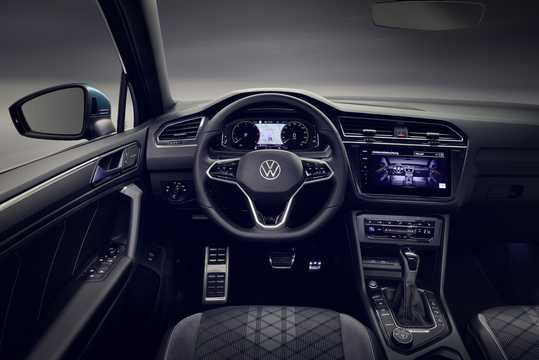 Interior of Volkswagen Tiguan R DSG Sequential, 320hp, 2021 