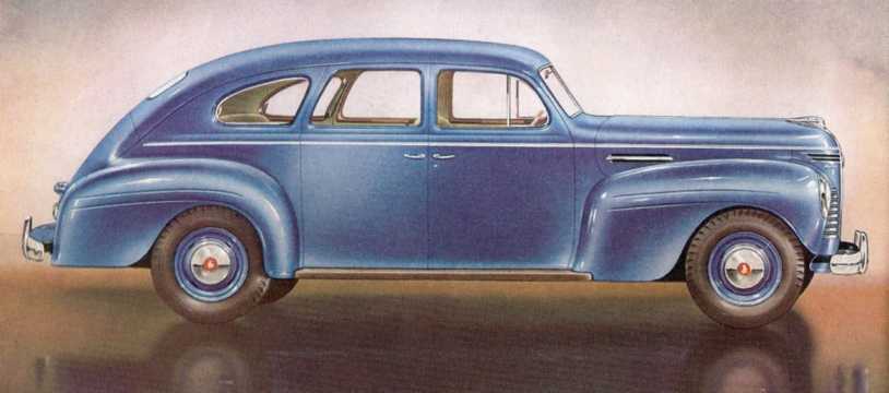 Side  of Plymouth Deluxe 4-door Touring Sedan 3.3 Manual, 85hp, 1940 