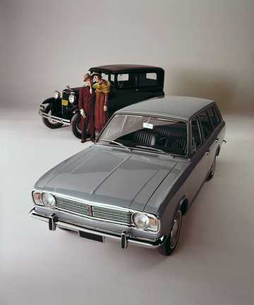 Front/Side  of Ford Cortina Estate 1967 