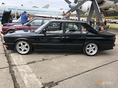  BMW 535i/M535i E28