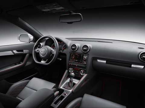 Interiör av Audi RS 3 Sportback 2.5 TFSI quattro S Tronic, 340hk, 2011 