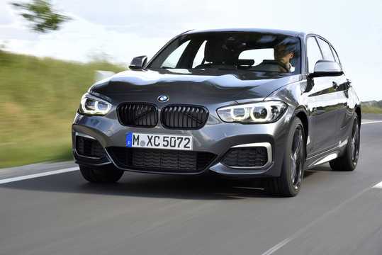 Front/Side  of BMW M140i xDrive 5-door Steptronic, 340hp, 2018 