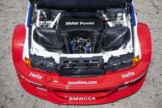 Engine compartment  of BMW M3 GTR Manual, 450hp, 2001 