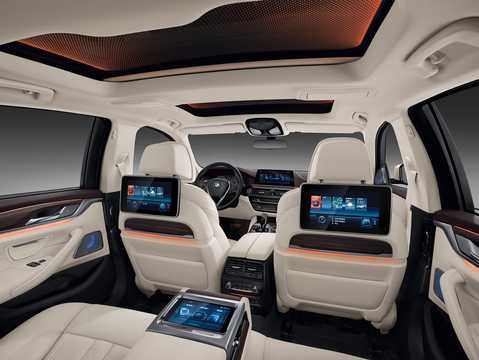 Interior of BMW 5 Series Sedan LWB 2018 