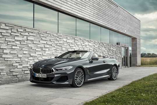 Front/Side  of BMW M850i xDrive Convertible Steptronic, 530hp, 2019 