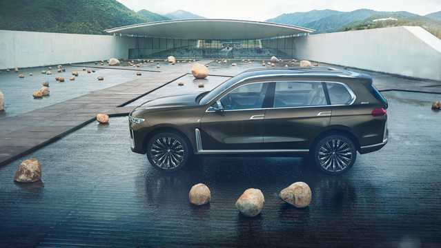 Side  of BMW X7 iPerformance Concept Concept, 2017 