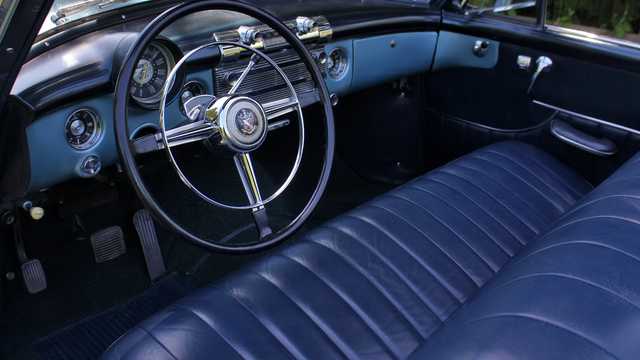 Interiör av Buick Super Convertible 4.3 Automatisk, 130hk, 1951 
