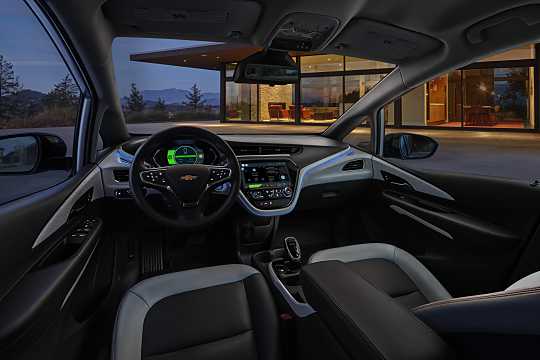 Interior of Chevrolet Bolt EV 60 kWh, 203hp, 2017 