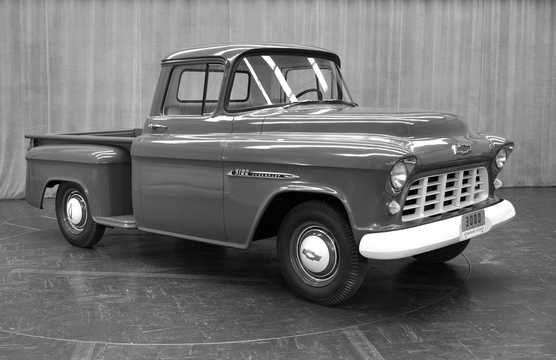 Front/Side  of Chevrolet 3100/3200 3.9 125hp, 1955 
